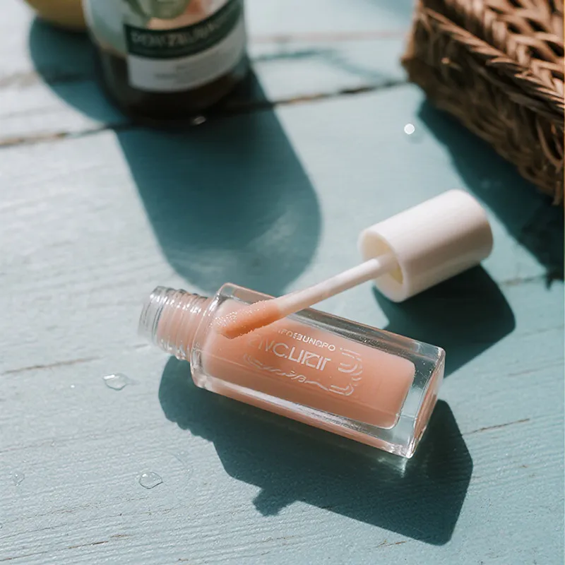 Tisztítsa meg a szájfényt ömlesztve